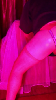 Mengongkek diri saya pada dildo seperti sial, seperti jalang kongkek