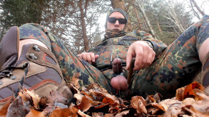 Gaylectrician: E-stim spermasprut i skogen 21-03-20