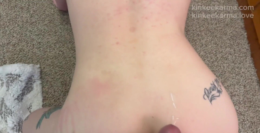 Kinkee Karma: 我喜欢在我肥胖的怀孕阴户里射精