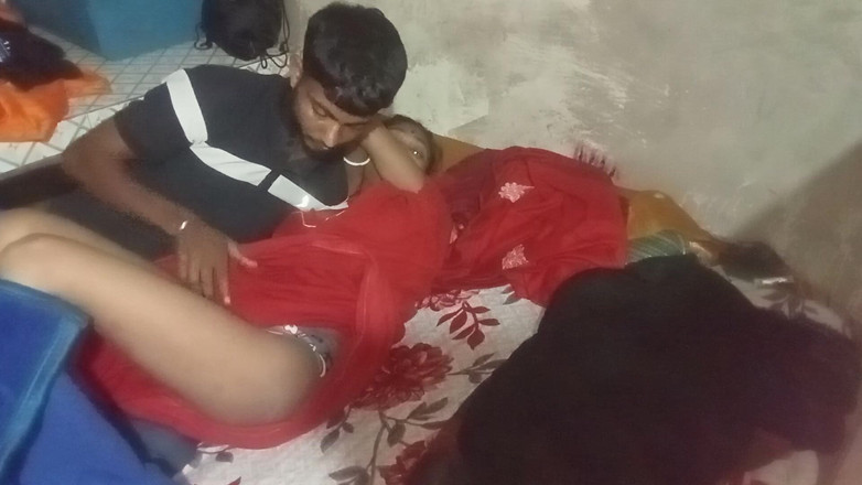 Nisha Kumari: भारतीय विवाहित पति पत्नी Fukkiny का मजा लेती है