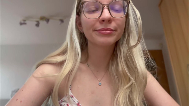 Goddess_Bella_Rae: Ти некомпетентний рогоносець asmr рольова гра