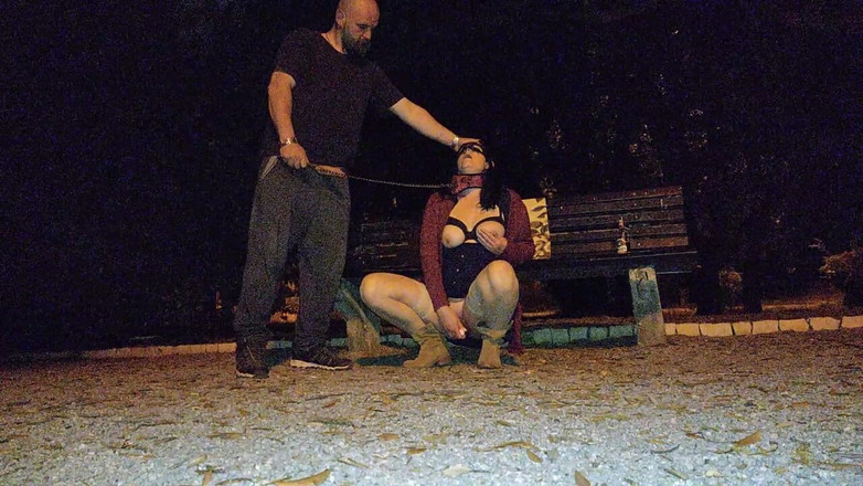 Toilet Mommy: Bị kiểm soát và buộc trong quần legging &amp; ủng cao