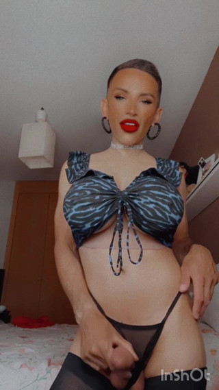 Sissy Slut Brianna: Yüzüme boşal ve beni özlediğini söyle