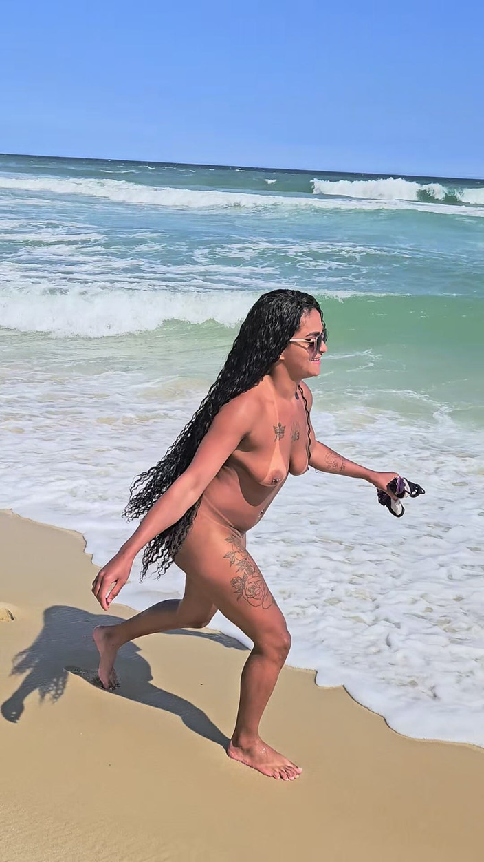 Princesa Fiona: Flâner sur la plage