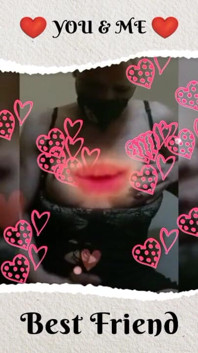 Masturbace sólo ve spodním prádle