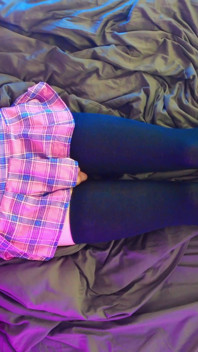 Masturbación con la mano para femboy con humo - V.1