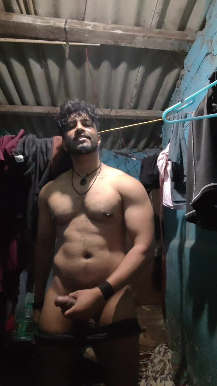 Mastkalandar: Ấn Độ hunk solo thủ dâm