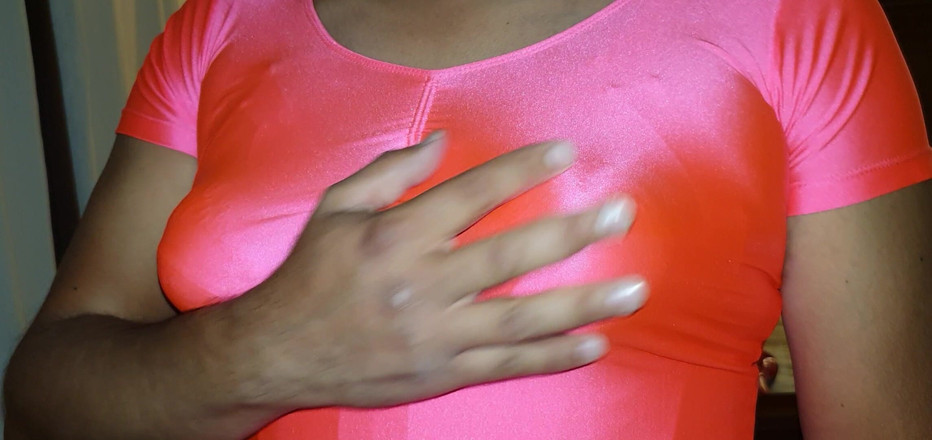 Sexy shinny clothes: Süper shinny pembe üst ve sivri göğüsler, 90'ların egzersiz kıyafetleri