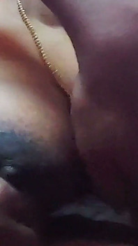 Indická máma má romantický sex s nevlastním synem
