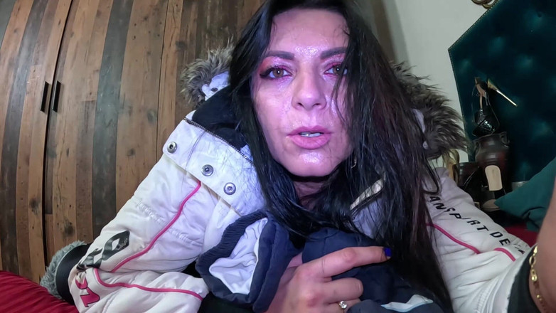 MilfyCalla: Fetish downjacket berganda - tarian seksi, sentangan lembut &amp; melancap 325