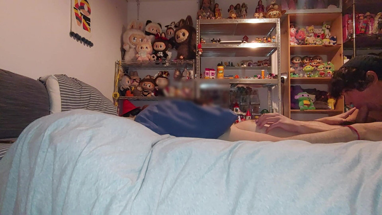 LeoTeenLatinos: Молодий футболіст зраджує своїй дівчині