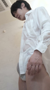 Guapo Chico Heterosexual Hayashi Ropa Mojada