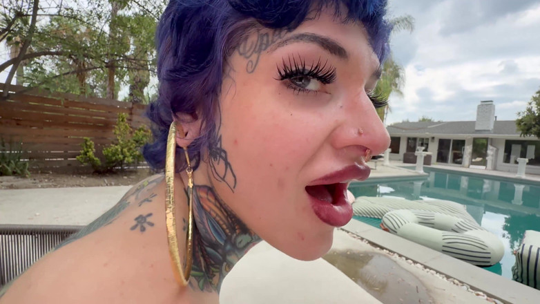Alfiecinematic: POV, sodomie avec Badmomtiti, bombasse tatouée sexy