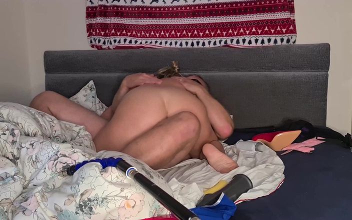 Anal Fetish Couple: Pareja amateur en sexo cachondo disfrutando de la masturbación