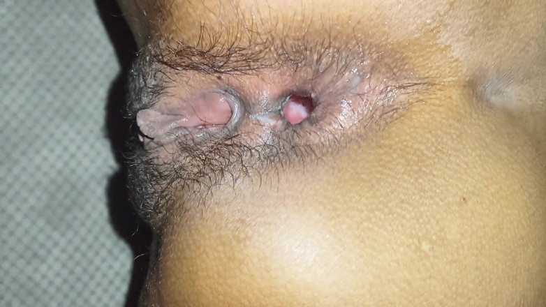 Hot Nisha bhabhi: Rövknull med pojkvän första gången