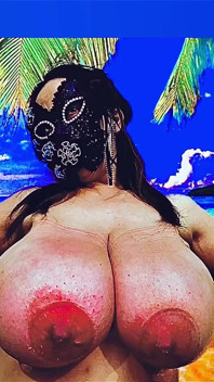 팬만을 위한 재미있는 비디오 클립 팁이 있으면 팁을 주므로 새로운 콘텐츠를 계속 만들 수 있어 팬들을 위해 멋진 콘텐츠를 만들려고 노력합니다.