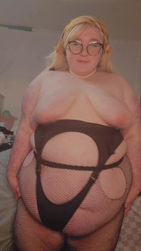 Fat Babe Showing off? More Likely Than You'd Think!