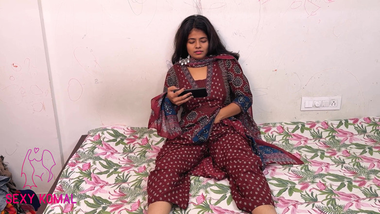 Sexy Komal: Komal은 많은 사람들이 당신의 얼굴을 보여주고 있다고 말했지만, 내 회원들에게 보여주지 마라, 제발.