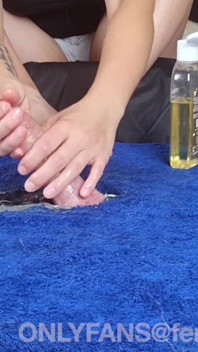 Amateur Cockbox Trampling and Ballbusting