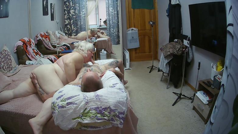 Zona901: Iubita mea este întotdeauna gata să-mi sugă pula