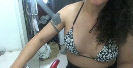 Nikki Montero: 今天的新网络摄像头秀！
