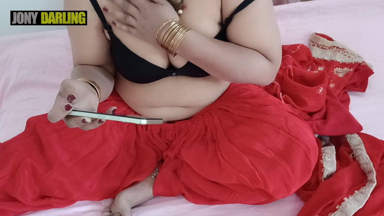 Jony Darling: Desi Bhabhi Butterfly Pussy