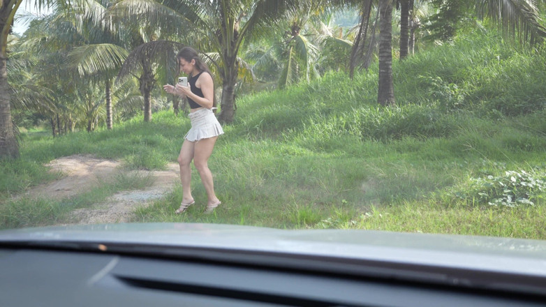 Kriss Kiss: Blowjob Dalam Di Dalam Mobil Saat Tidak Ada Yang Menonton!...