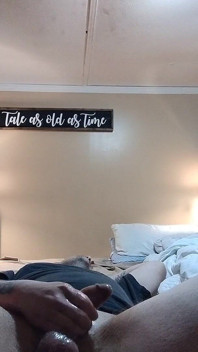 Nadržený nevlastní otec se pohladí