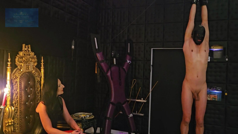 Kinky Castle: 购买日快乐