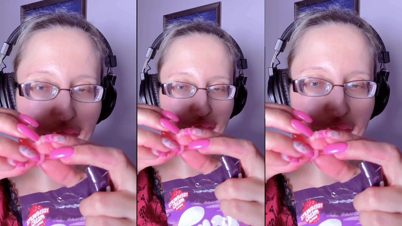 FinDom Goaldigger: ASMRの歯のキャンディ食べ - ASMR、眼鏡、ギタネス、口紅、大きな唇、モフ、食べ物、フェイスフェチ、長い爪