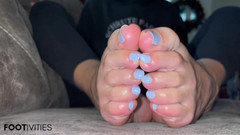 footivities: Verschwitzte fußanbetung von ivys feet