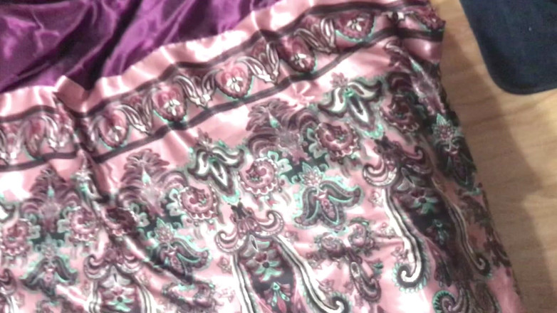 Megacute9999: Une pute indonésienne suce une bite jusqu’à une grosse éjaculation dans...