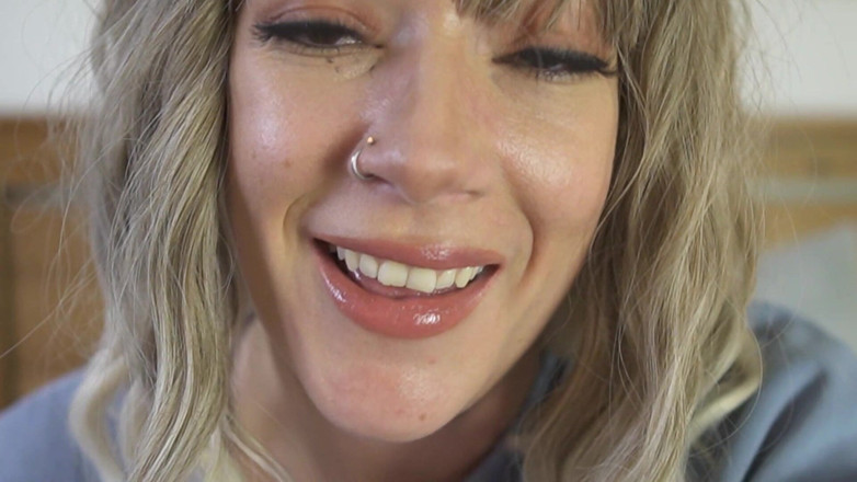 Sasha Curves: 자지를 빠는 겸둥이 십대