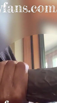 Who Likes Their Dick Edged and Sucked Like This