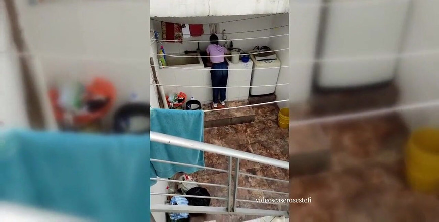 Crisanto999: Tôi thức dậy và tìm thấy michell valery trong nhà....