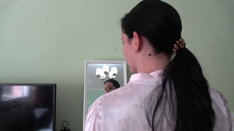 Anna Sky: Annas haarfetisch und schwarzes dildo-cowgirl