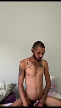 Ejaculare pe webcam cu cel mai bun prieten al meu
