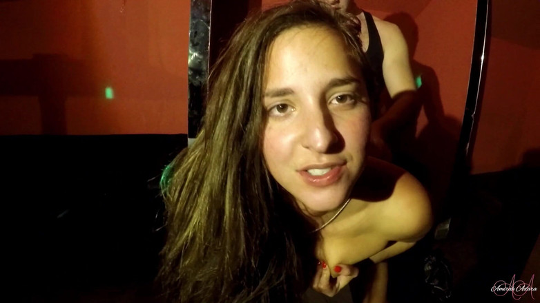 Amirah Adara: El duro doble vip de cumpleaños de Amirah