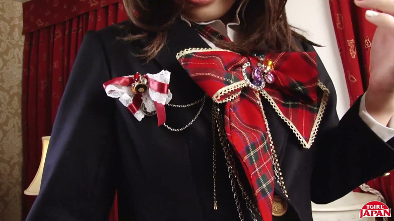 Tgirl Japan: Reina Minazuki si hladí ptáka