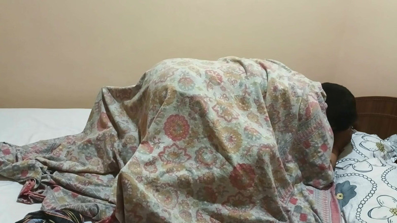Popmini: Tante seksi india dientot habis-habisan sama temannya sampai dicrot di...