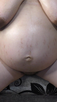 Pregnant Wife Do Oil Massage for Her Belly and Boobs - Milky Mari