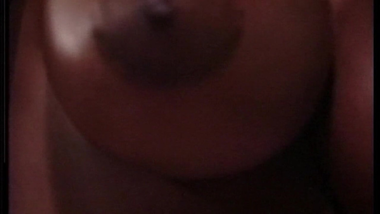 THAGSON 18+: Zwoele milf babes vinger druipend natte kutjes tot extase