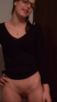 Kinky Teen Pee on the Floor and Talks About How She Feels