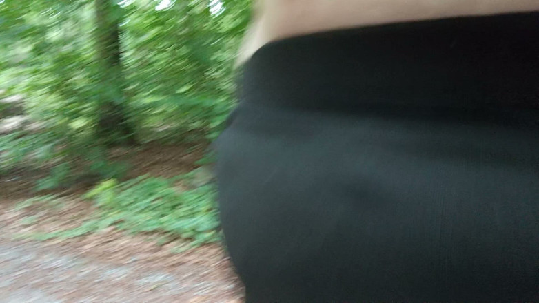 tammara big: Flattulensen Qui Pisse Et Pète Dehors