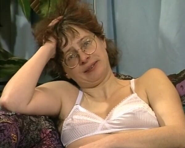 YOUR FIRST PORN: Hairy Simone Shows off Her Bush