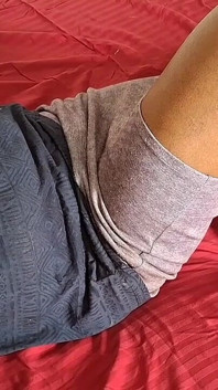 Desi indyjska milf ciesząc się sobą
