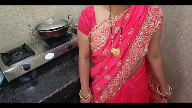 YOURAMRITA04: 20 rok sexy manželka podvádí manžela a šuká vesnického cow boy...