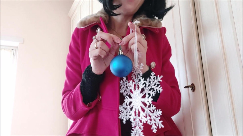 savannahamatoriale: Ma belle-mère a un cadeau très spécial pour vous, beau-fils...