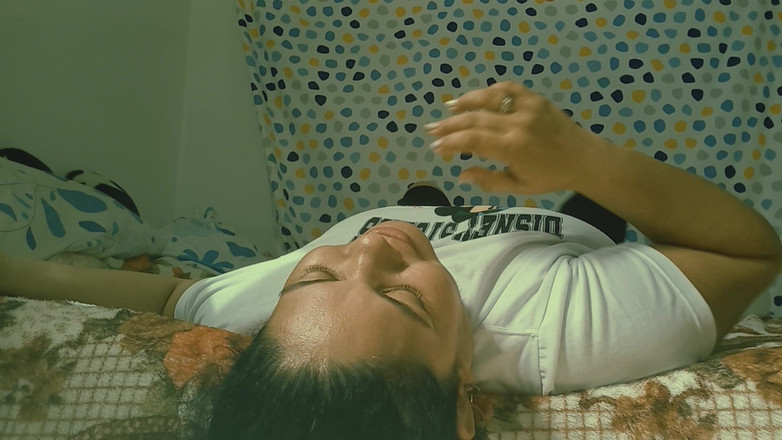 Valkyrieandluigy: Güzel Karımın Lezzetli Derin Boğaz Paketi