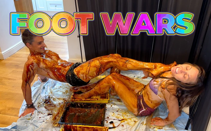 Wamgirlx: 1, 2, 3, 4, I Declare a Messy Wam Foot War!